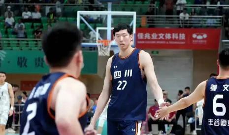 现在周琦依, 上来看